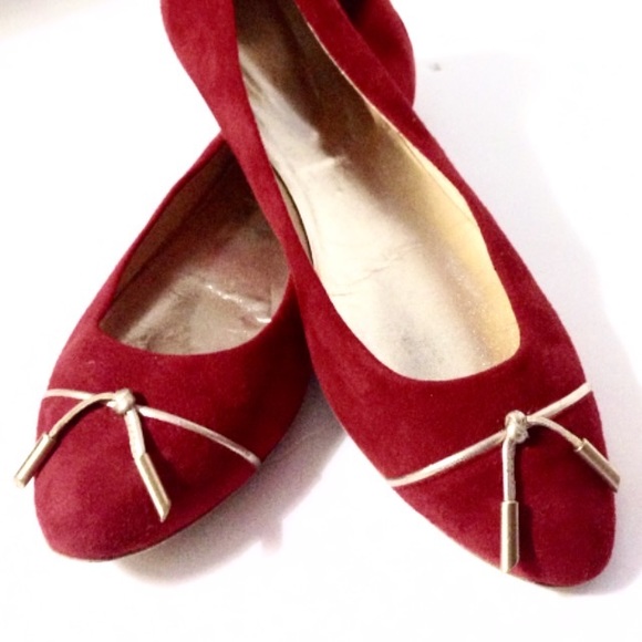 Tod's Shoes - Tod's Suede Ballet Slipper Flats Slip On Shoes